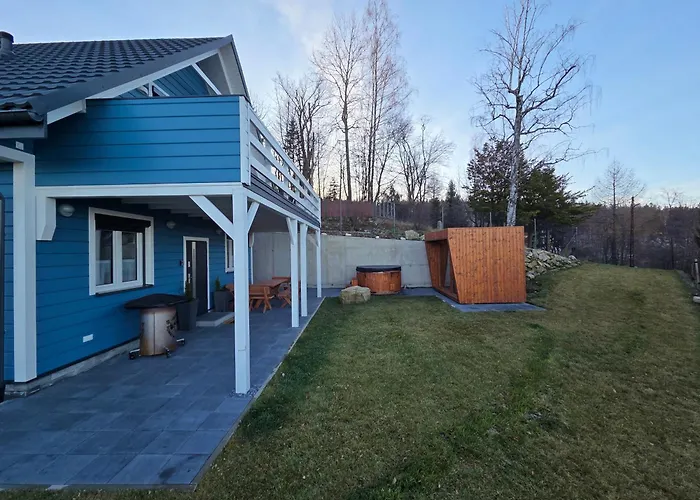 Dom W Karkonoszach Dom wakacyjny *